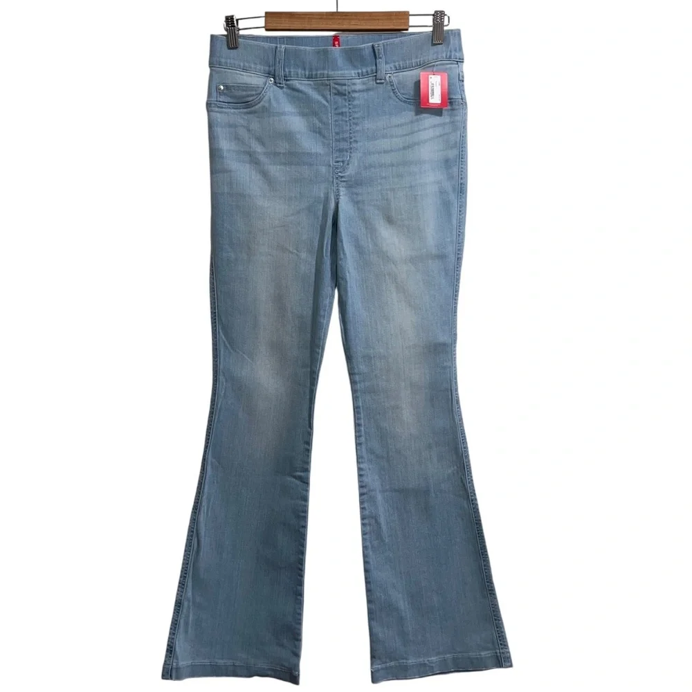 NEW NWT SPANX Flare Jean In Retro Light Wash